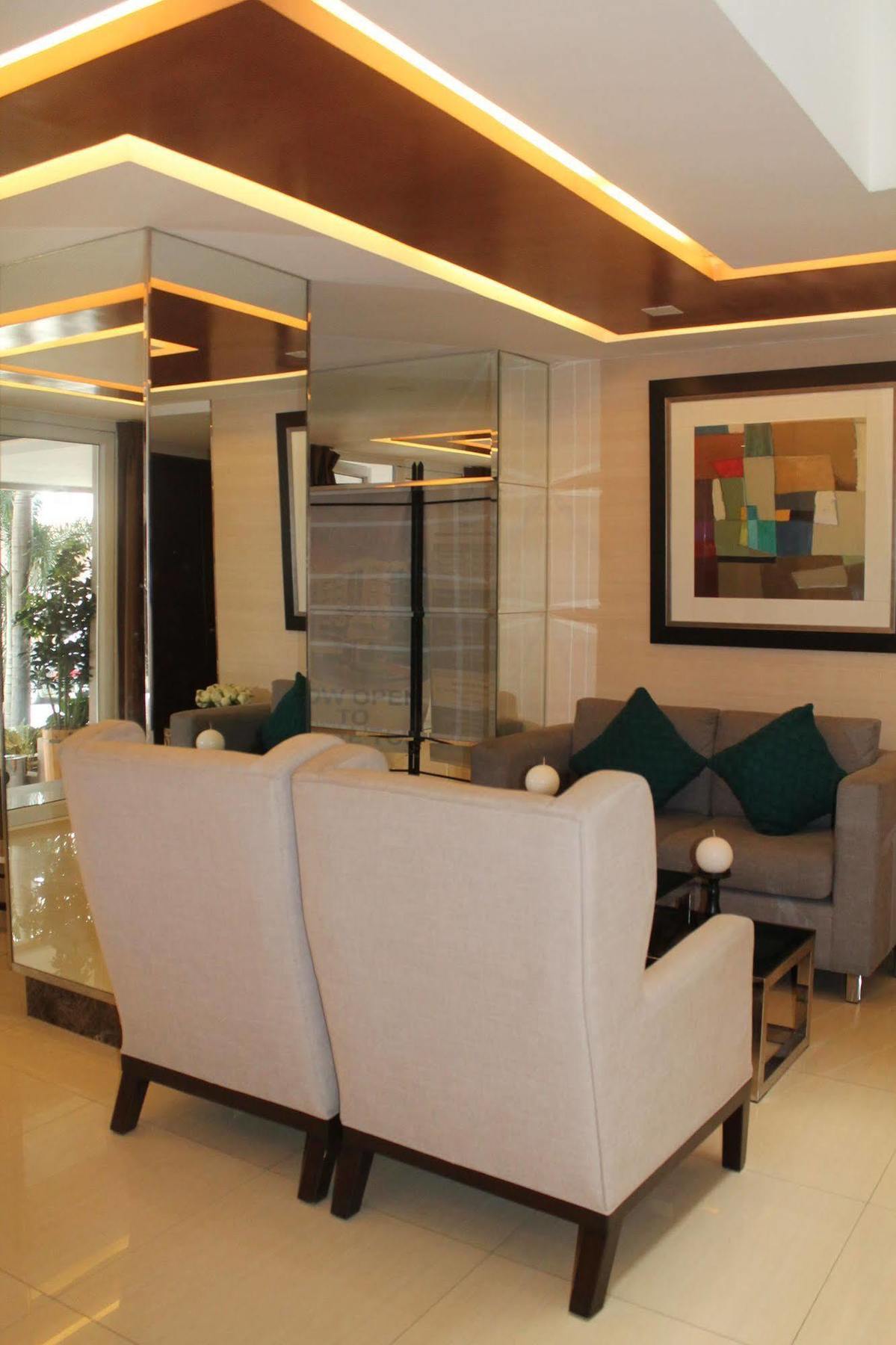 Stradella Hotel Pasig City Bagian luar foto